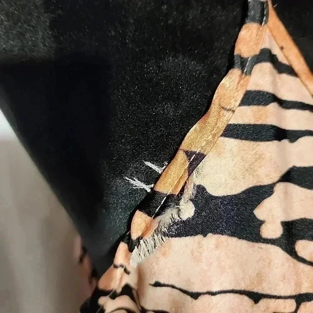 Animal Print Satin Slip Dress. Size small - Picture 8 of 8